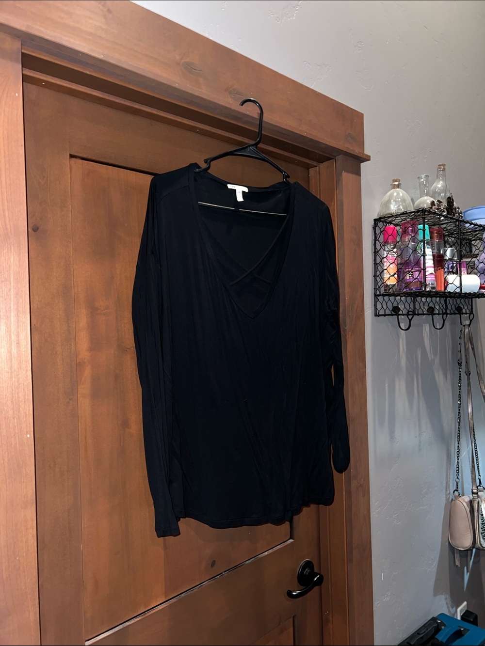 Victoria’s Secret Pink-Long Sleeve Tee-Criss-Cross/V-Neck-Black